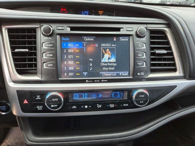 2017 Toyota Highlander SE V6 AWD (Natl)