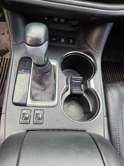 2017 Toyota Highlander SE V6 AWD (Natl)