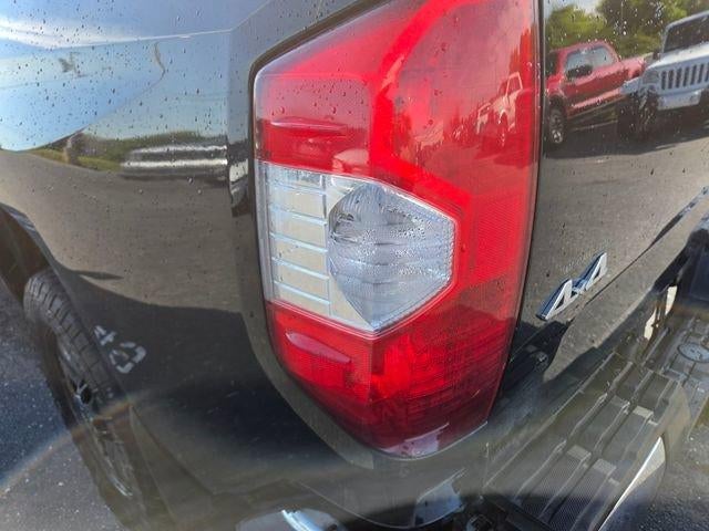 2016 Toyota Tundra 4WD Truck 4WD Double Cab Long Bed 5.7L V8 SR5 (Natl)
