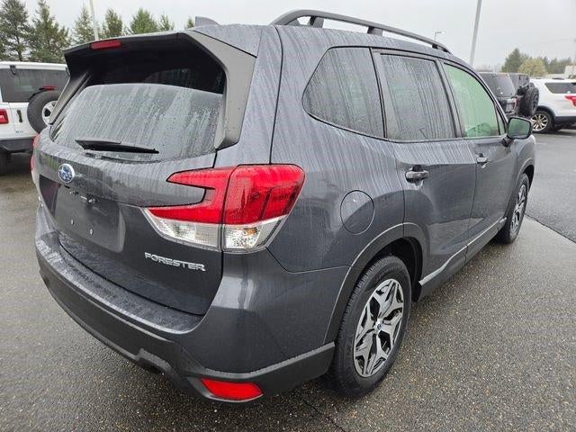 2023 Subaru Forester Premium CVT