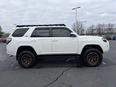 2016 Toyota 4Runner 4WD 4dr V6 SR5 (GS)