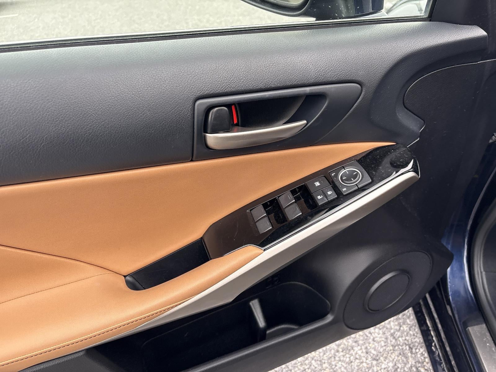 2019 Lexus IS 300 AWD