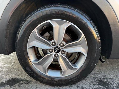 2016 Hyundai SANTA FE AWD 4dr SE