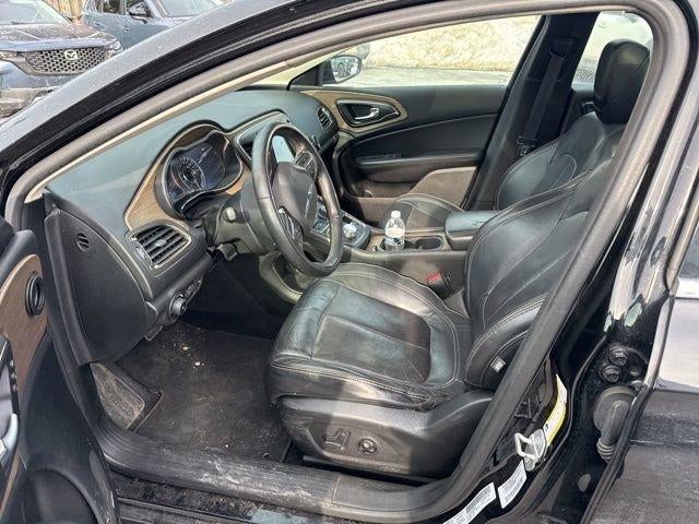 2015 Chrysler 200 4dr Sdn C AWD