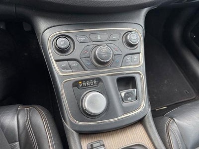 2015 Chrysler 200 4dr Sdn C AWD