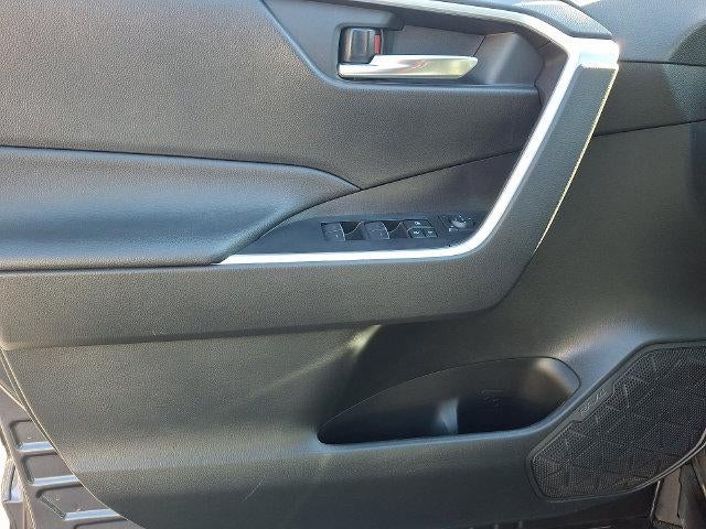 2022 Toyota RAV4 XLE AWD (Natl)