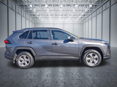 2022 Toyota RAV4 XLE AWD (Natl)