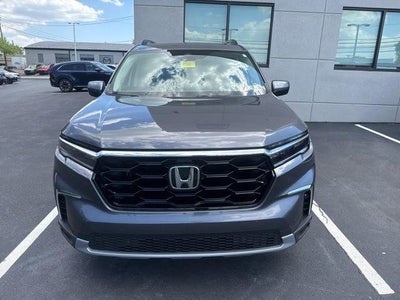 2025 Honda Pilot Touring AWD