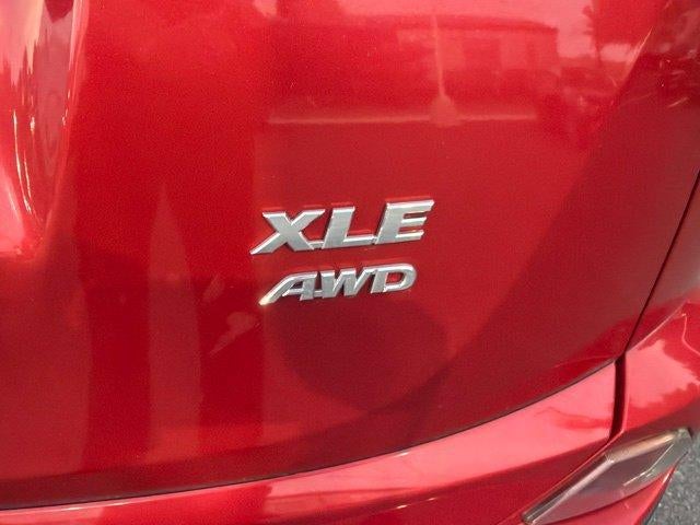 2017 Toyota RAV4 XLE AWD (Natl)