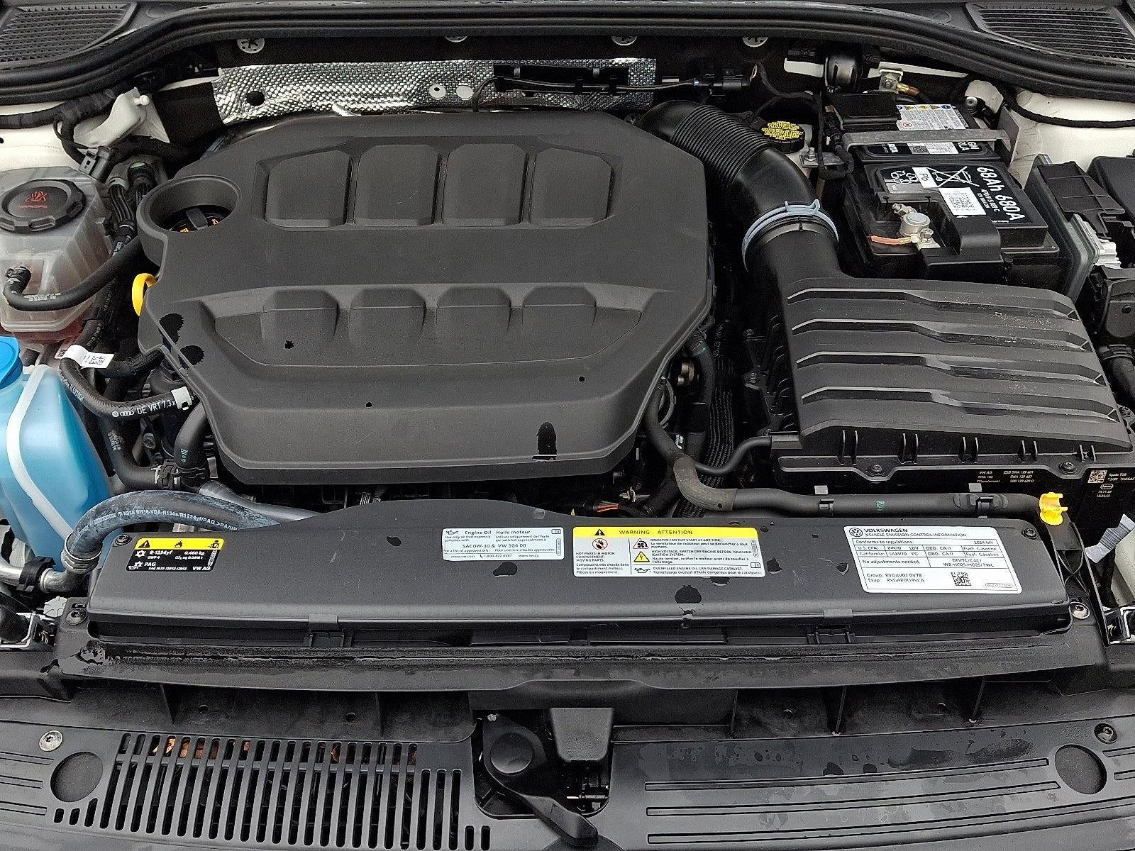 2024 Volkswagen Golf R 2.0T Manual