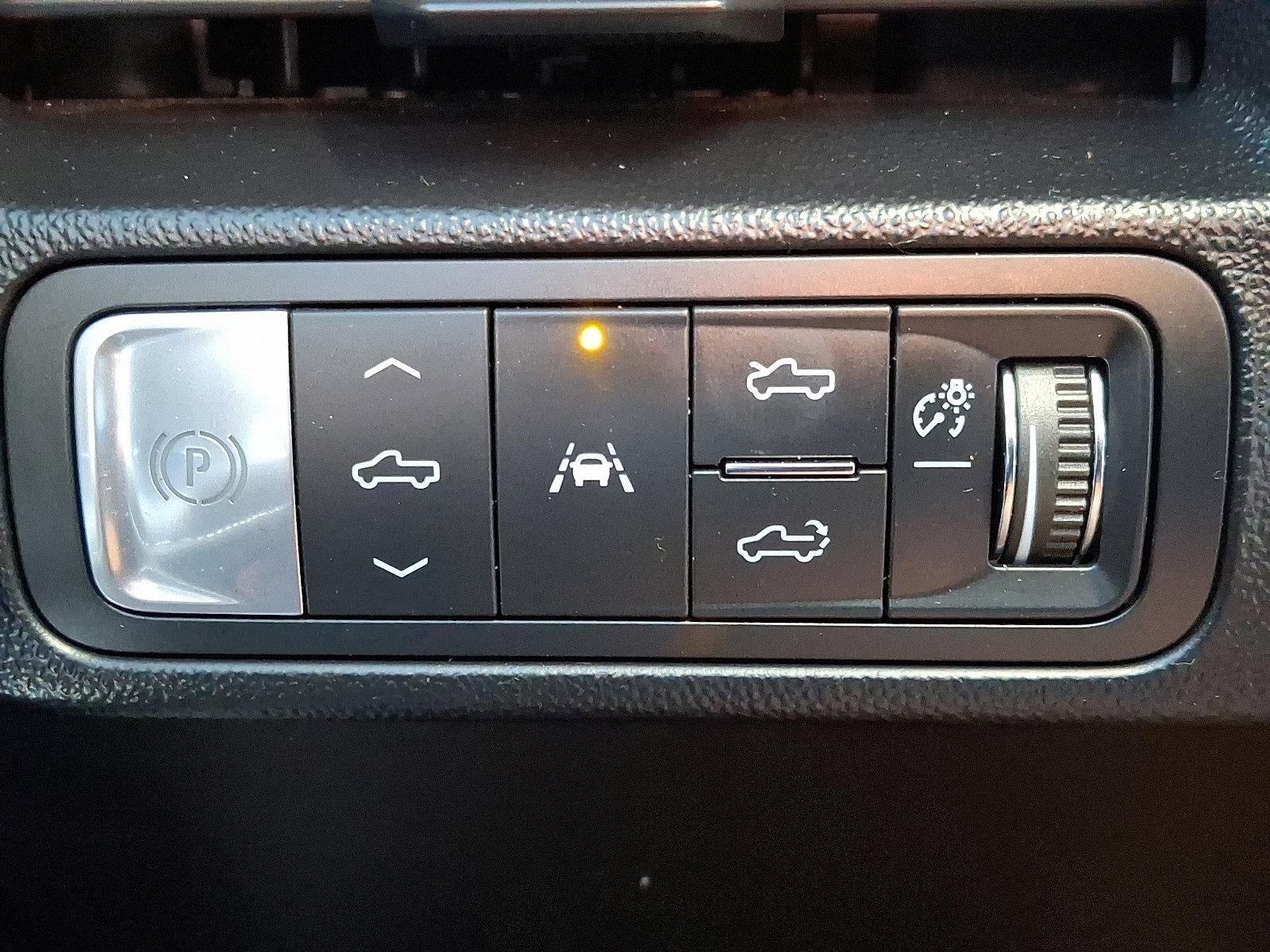 2025 GMC Sierra EV e4WD Crew Cab Max Range Denali