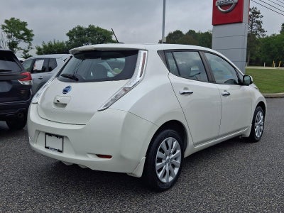 2015 Nissan LEAF 4dr HB S