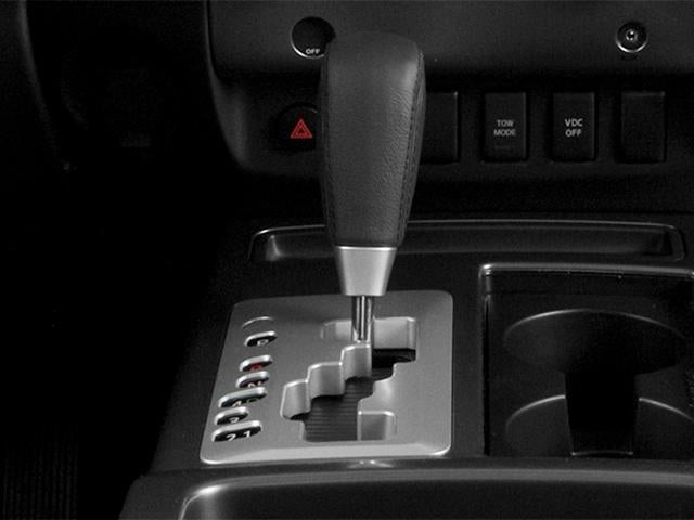 2014 Nissan Titan 4WD Crew Cab Short Bed SV