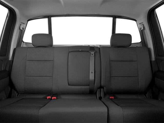 2014 Nissan Titan 4WD Crew Cab Short Bed SV