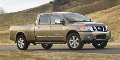 2014 Nissan Titan 4WD Crew Cab Short Bed SV