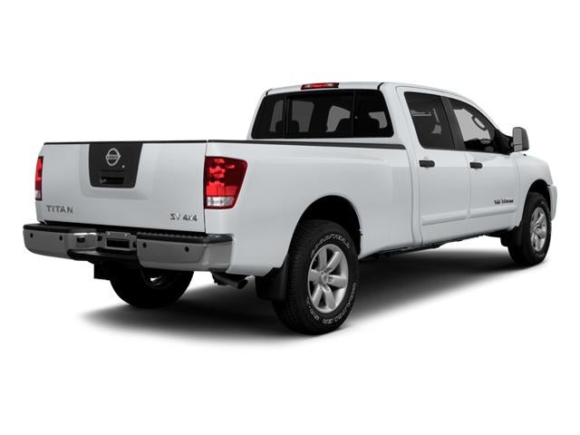 2014 Nissan Titan 4WD Crew Cab Short Bed SV