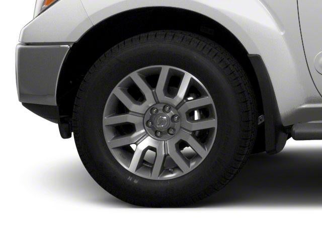 2011 Nissan Frontier 4WD Crew Cab SWB Auto SV