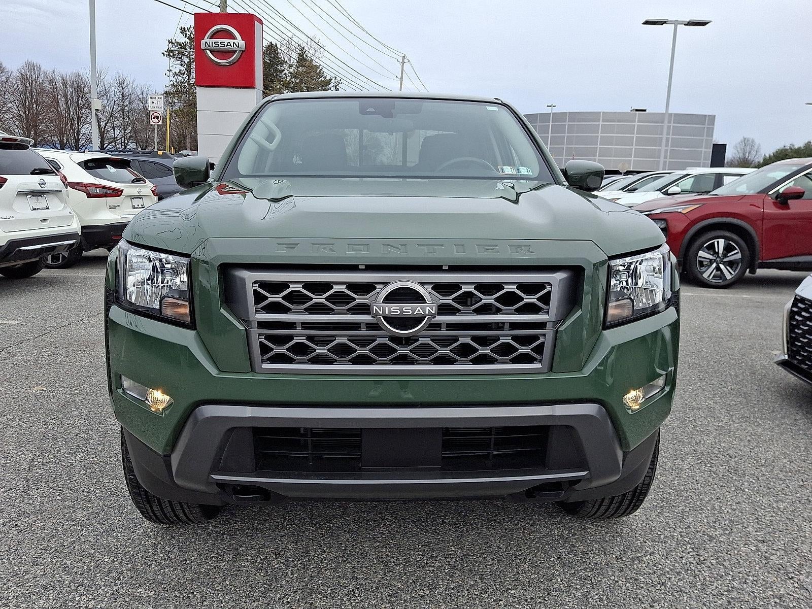 2022 Nissan Frontier Crew Cab 4x4 SV Auto