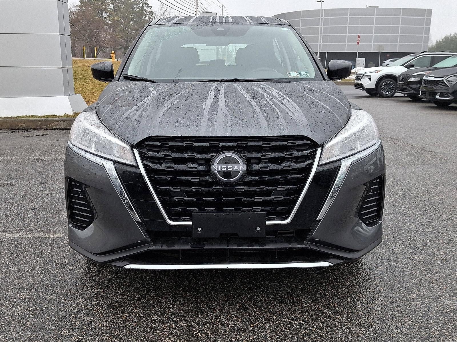 2025 Nissan Kicks Play S FWD