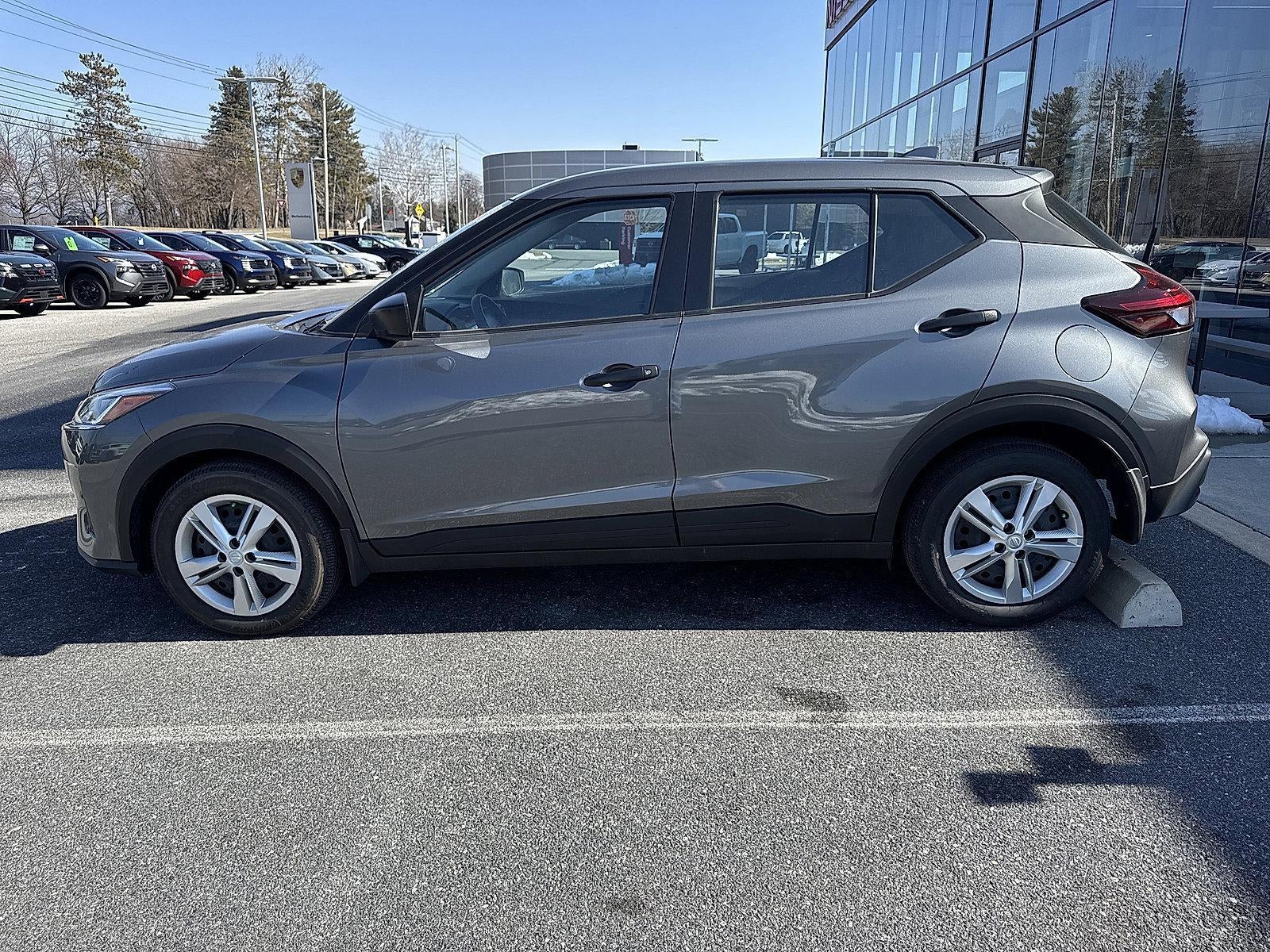 2025 Nissan Kicks Play S FWD