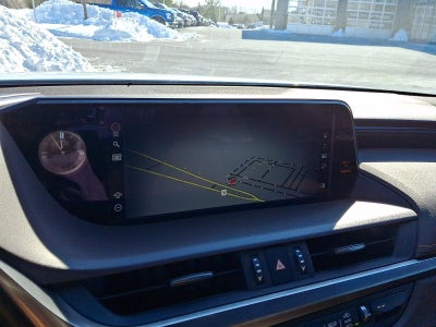 2021 Lexus ES 300h FWD