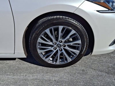 2021 Lexus ES 300h FWD