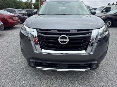 2023 Nissan Pathfinder Platinum 4WD