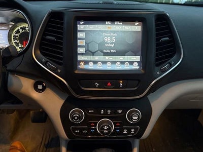 2022 Jeep Cherokee Latitude Lux 4x4