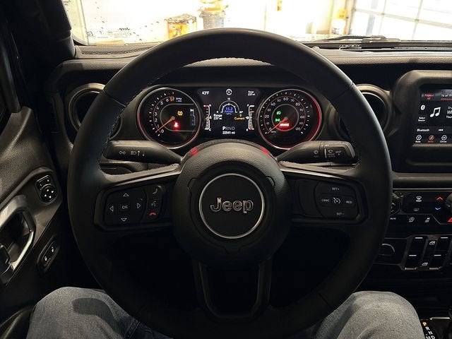 2023 Jeep Gladiator Willys 4x4