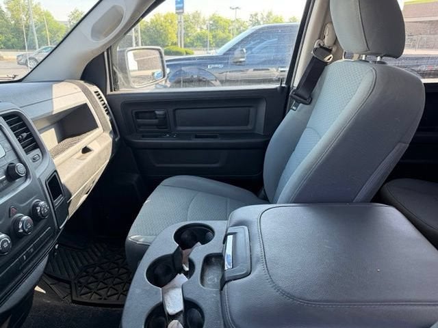 2018 RAM 1500 Express Quad Cab 4x4 6'4" Box