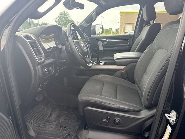 2020 RAM 1500 Big Horn Crew Cab 4x4 5'7" Box