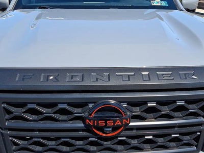 2023 Nissan Frontier Crew Cab PRO-4X 4x4