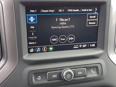 2022 Chevrolet Silverado 1500 Custom Trail Boss