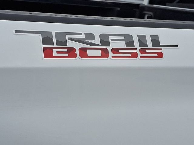 2022 Chevrolet Silverado 1500 Custom Trail Boss
