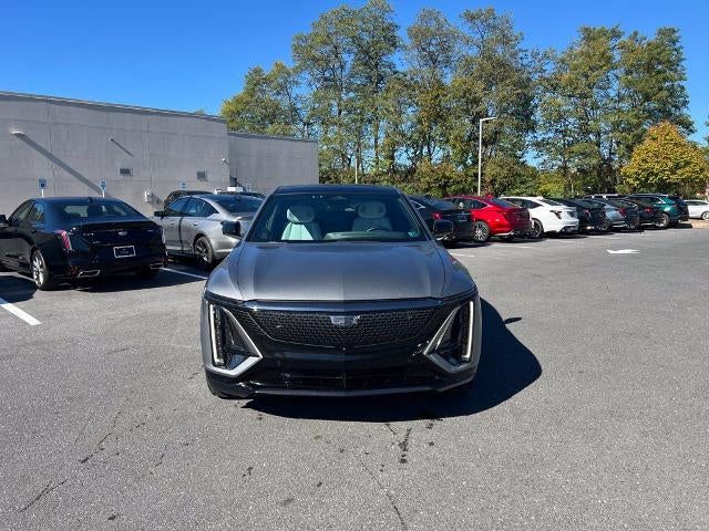 2024 Cadillac LYRIQ Sport 2