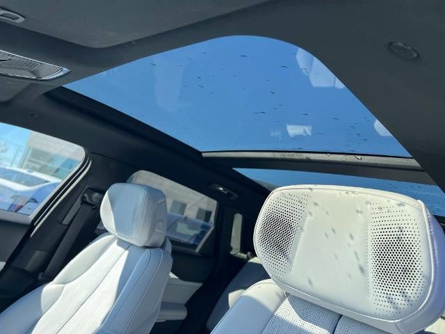 2024 Cadillac LYRIQ Sport 2