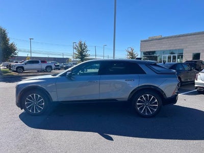2024 Cadillac LYRIQ Sport 2