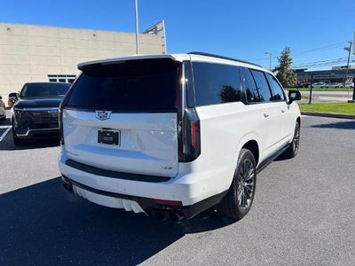 2023 Cadillac Escalade ESV AWD V-Series