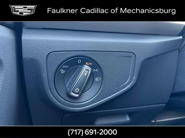 2022 Volkswagen Atlas Cross Sport 3.6L V6 SEL Premium R-Line