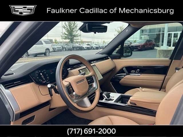 2025 Land Rover Range Rover SE