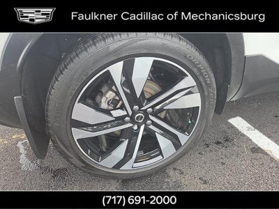 2024 Volvo XC40 Plus Bright Theme