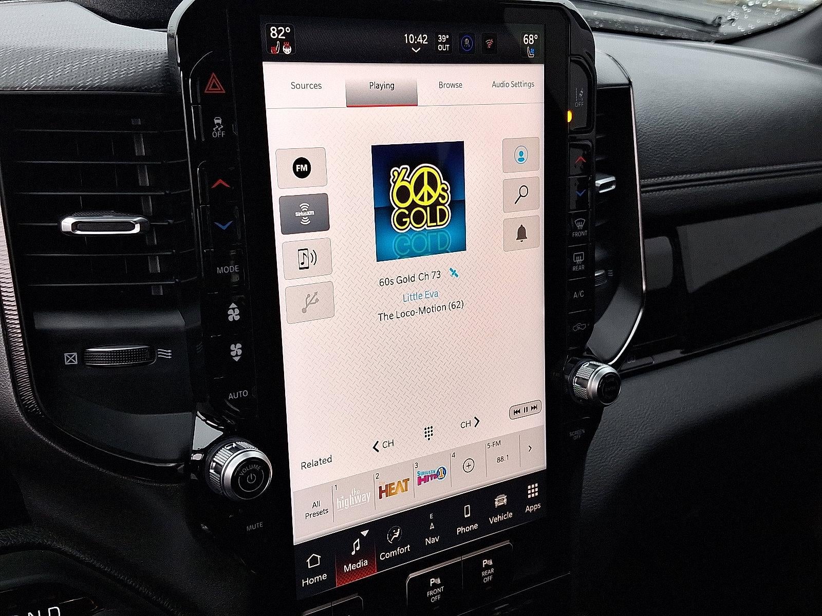 2025 RAM 1500 Rebel 4x4 Crew Cab 5'7" Box