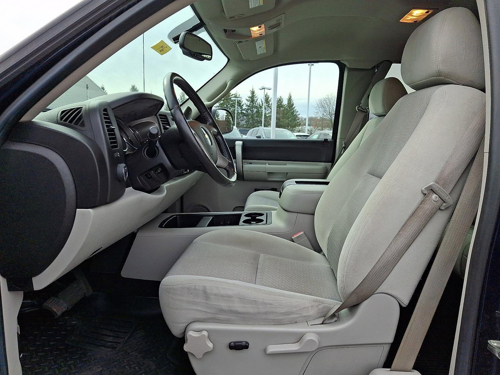 2009 Chevrolet Silverado 1500 Extended Cab Standard Box 4-Wheel Drive LT