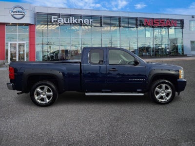 2009 Chevrolet Silverado 1500 Extended Cab Standard Box 4-Wheel Drive LT