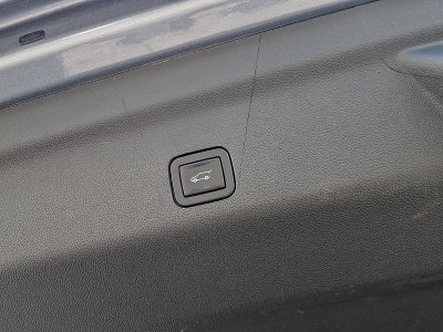 2022 Chevrolet Suburban 4WD RST