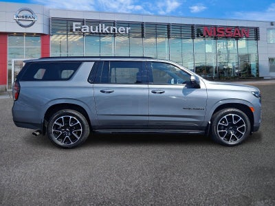 2022 Chevrolet Suburban 4WD RST