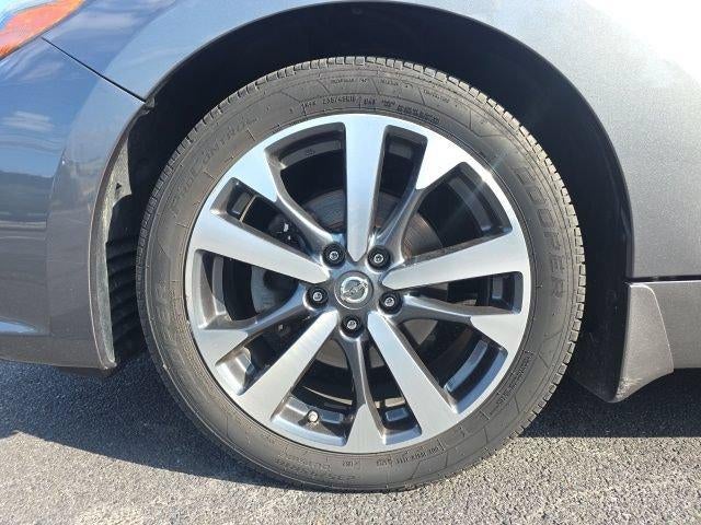 2017 Nissan Altima 2017.5 2.5 SR Sedan