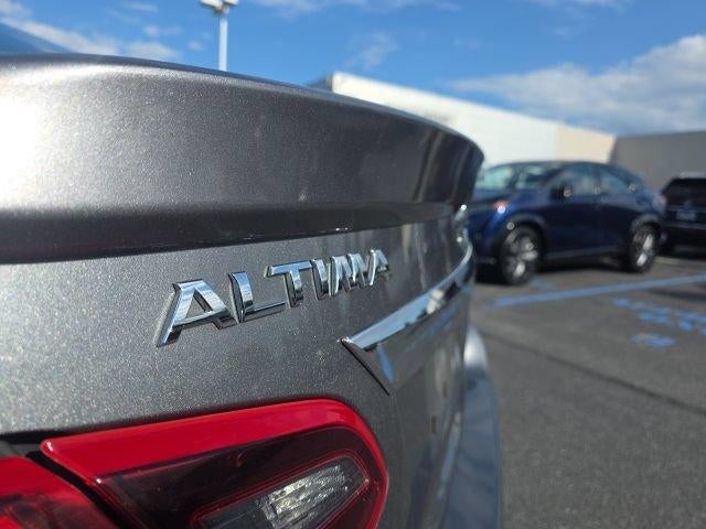 2017 Nissan Altima 2017.5 2.5 SR Sedan