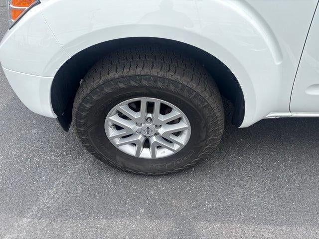 2016 Nissan Frontier 4WD Crew Cab SWB Auto SV