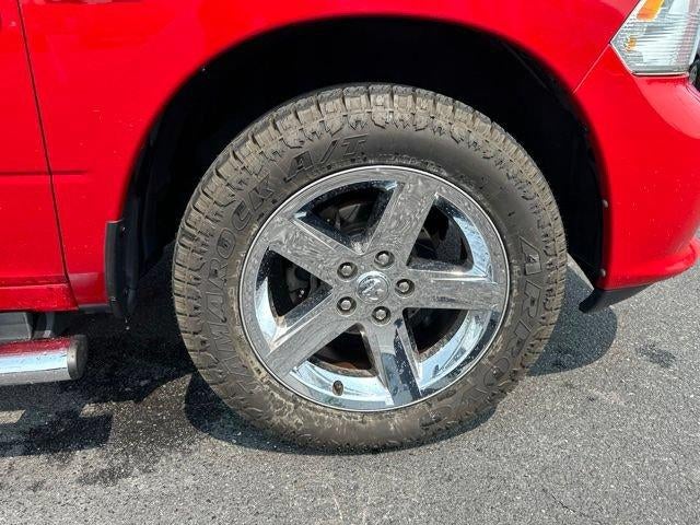 2017 RAM 1500 Express 4x2 Crew Cab 5'7" Box